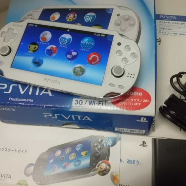 PSVITA PCH-1100　Crystal Whiteゲームソフト/ゲーム機本体