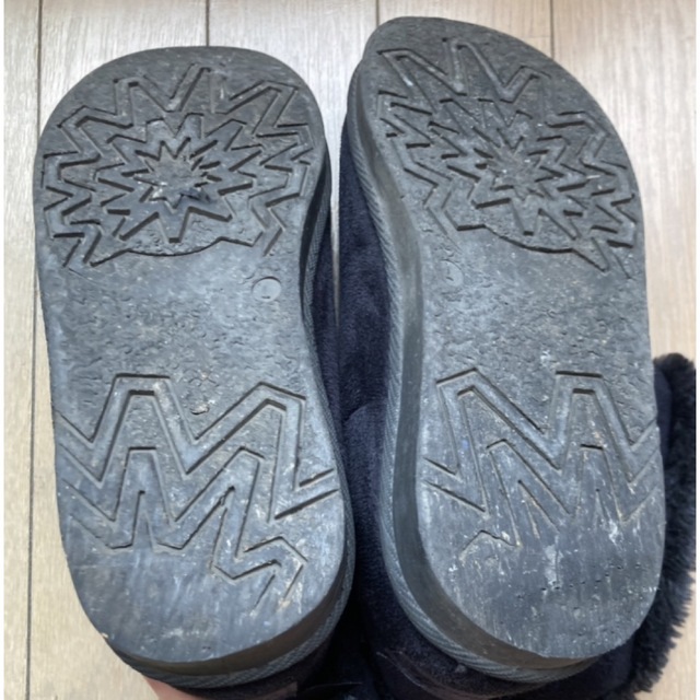 【12/9まで出品ラストSALE】リボンムートンブーツ（ブラック） レディースの靴/シューズ(ブーツ)の商品写真