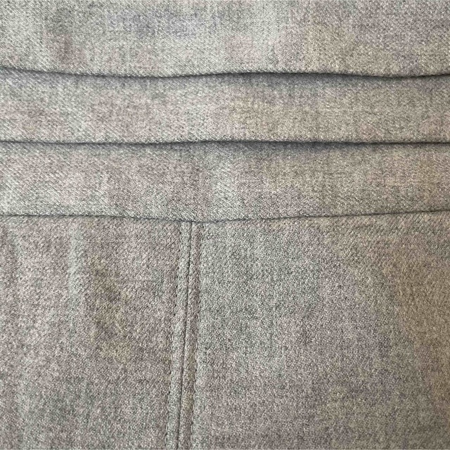 VIAGGIO BLU(ビアッジョブルー)のViaggio Blu  スカート　グレー レディースのスカート(ひざ丈スカート)の商品写真