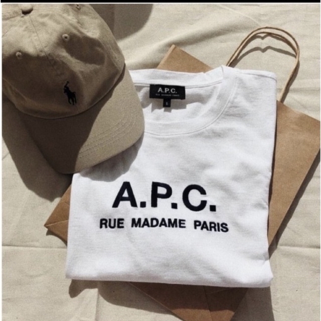 A.P.C(アーペーセー)のA.P.C レディースのトップス(Tシャツ(半袖/袖なし))の商品写真