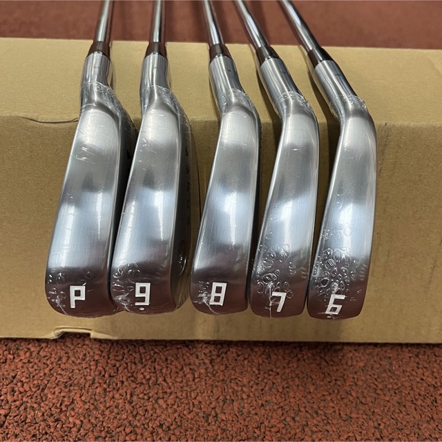 人気の新作 Onoff 6-PW アイアン KUROクロ FORGED オノフ ONOFF