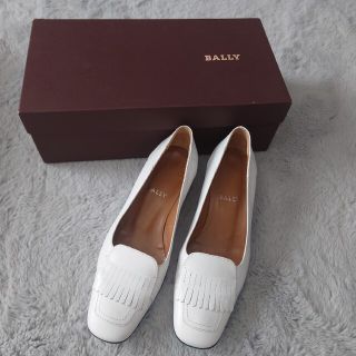 バリー(Bally)の【美品B】23cm　バリー　ホワイトローファー(ハイヒール/パンプス)