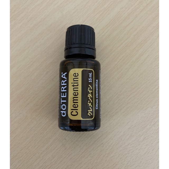 doTERRA(ドテラ)の【新品未開封】ドテラ　クレメンタイン  15ml【非売品】 コスメ/美容のリラクゼーション(エッセンシャルオイル（精油）)の商品写真