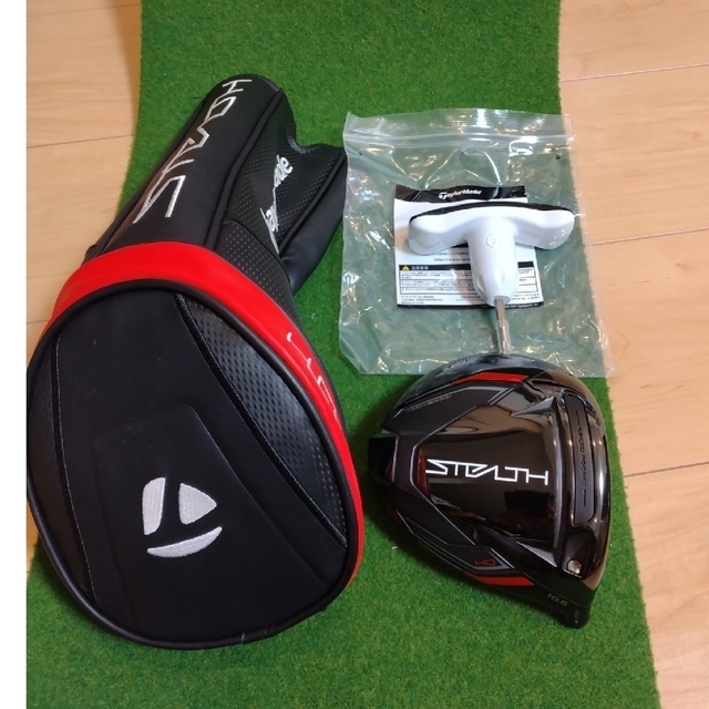 TaylorMade(テーラーメイド)のテーラーメイド   ステルスドライバー10.5度 ヘッドのみ　付属品付 スポーツ/アウトドアのゴルフ(クラブ)の商品写真