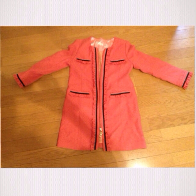 値下げ ピンク色ノーカラー春コート レディースのジャケット/アウター(ノーカラージャケット)の商品写真