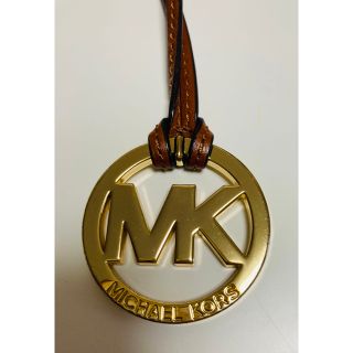 マイケルコース(Michael Kors)のマイケルコース　チャーム　ゴールド(キーホルダー)