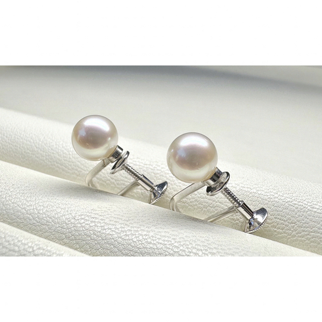 MIKIMOTO(ミキモト)のMIKIMOTO  アコヤ真珠イヤリング  WGK14 レディースのアクセサリー(イヤリング)の商品写真