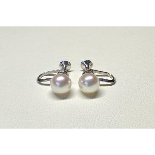 ミキモト(MIKIMOTO)のMIKIMOTO  アコヤ真珠イヤリング  WGK14(イヤリング)