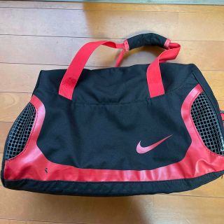 ナイキ(NIKE)のNIKE ボストンバック　(バッグ)