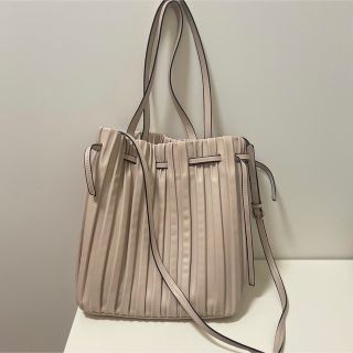 ザラ(ZARA)のZARA ザラ　ショルダーバッグ　ベージュ(ショルダーバッグ)