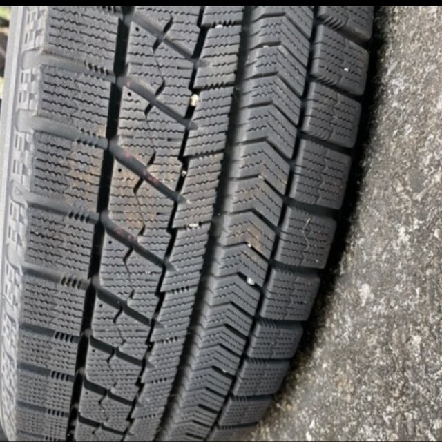 更に値下げ❗️175/65r15 スタッドレスタイヤ 1