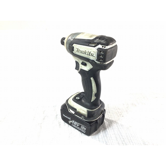 Makita(マキタ)の☆中古品☆ makita マキタ 18V 充電式インパクトドライバ TD147D 白 バッテリー2個(BL1830)付き 充電器(DC18RC)付き 62388 自動車/バイクのバイク(工具)の商品写真