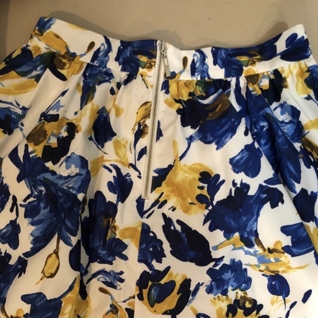 ESTNATION(エストネーション)のエストネーション 花柄スカート レディースのスカート(ひざ丈スカート)の商品写真