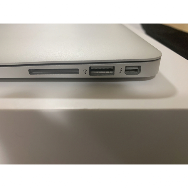 Apple(アップル)の【最終】MacBook Air 13 2017 Core i5 SSD 128G スマホ/家電/カメラのPC/タブレット(ノートPC)の商品写真