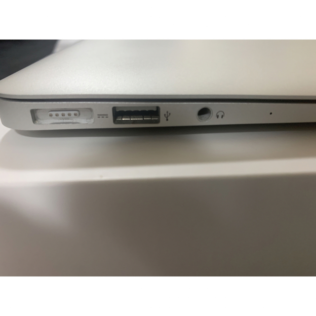 Apple(アップル)の【最終】MacBook Air 13 2017 Core i5 SSD 128G スマホ/家電/カメラのPC/タブレット(ノートPC)の商品写真