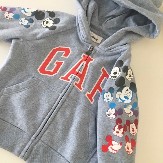 babyGAP(ベビーギャップ)の新品♡baby gap♡ ミッキー♡パーカー/ユニクロ/プティマイン/ザラ/他 キッズ/ベビー/マタニティのキッズ服男の子用(90cm~)(カーディガン)の商品写真