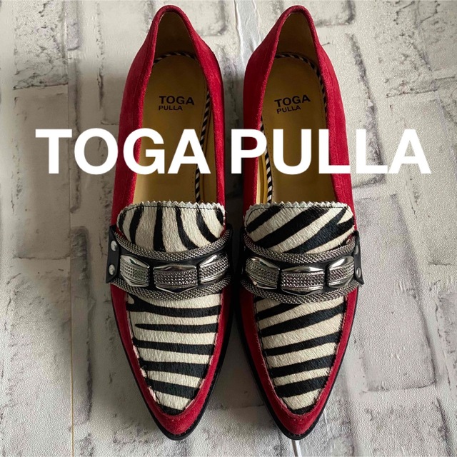 TOGA PULLA(トーガプルラ)の【美品】TOGA PULLA  ローファー　ゼブラ　ハラコ　靴 レディースの靴/シューズ(ローファー/革靴)の商品写真