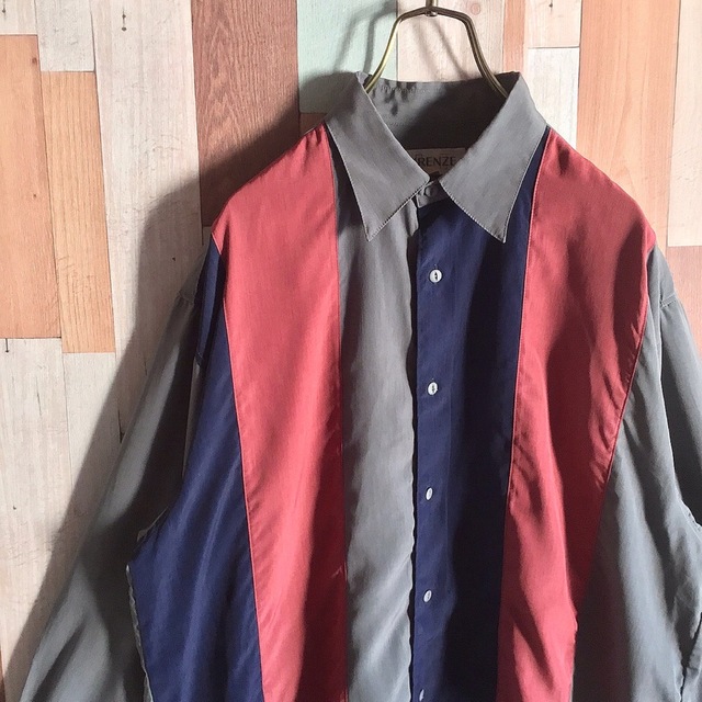 ART VINTAGE(アートヴィンテージ)の90s 00s vintage ポリエステルシャツ 古着 y2k レディースのトップス(シャツ/ブラウス(長袖/七分))の商品写真