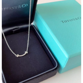 Tiffany & Co. - Tiffany & Co.Tスマイルネックレス　マイクロ
