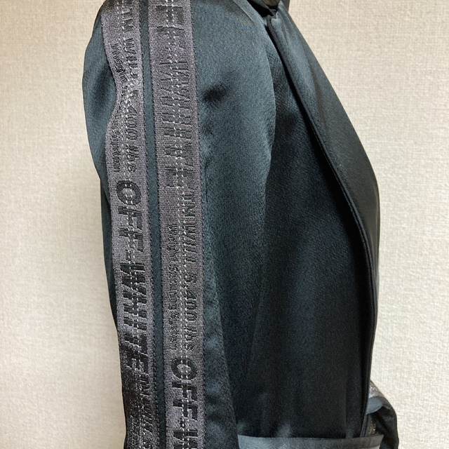OFF-WHITE(オフホワイト)のoffwhiteロゴテープ付きジャケット レディースのジャケット/アウター(テーラードジャケット)の商品写真