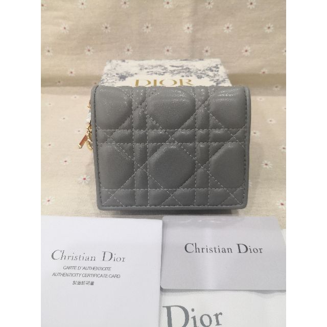 特価公式 Dior(クリスチャンディオール)☆二つ折り 財布 - www