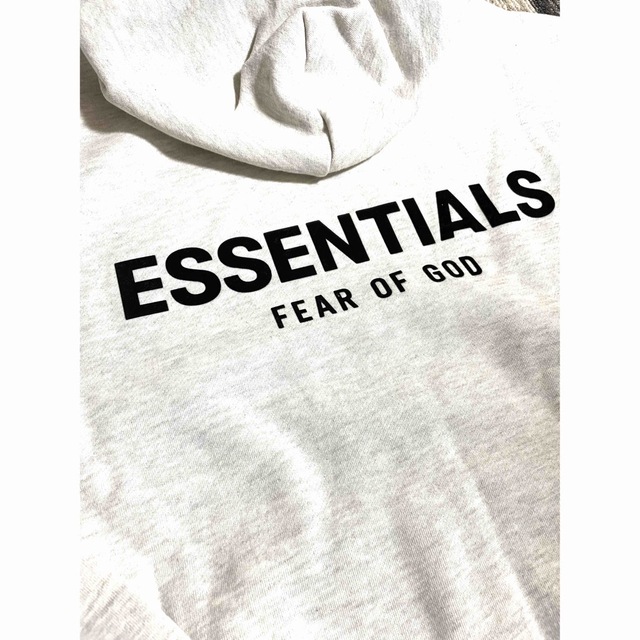 FOG Essentials 両面ロゴ パーカーオフホワイト