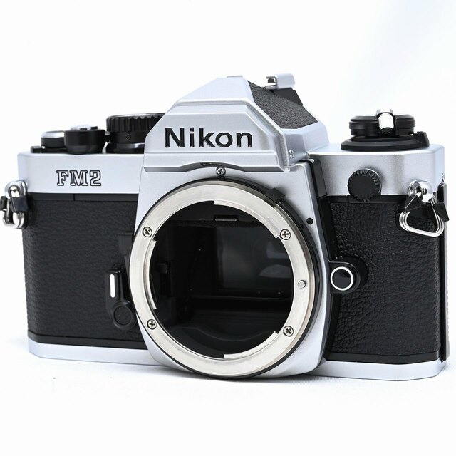 Nikon(ニコン)のNikon New FM2 シルバー スマホ/家電/カメラのカメラ(フィルムカメラ)の商品写真