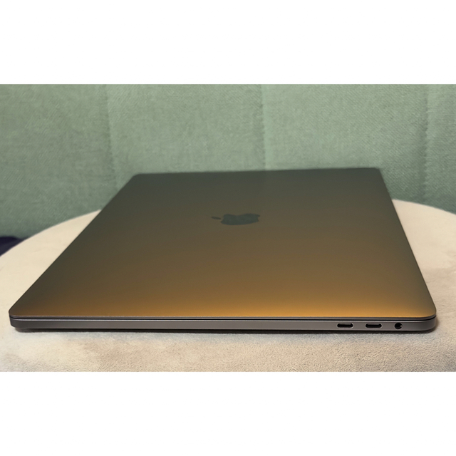 Mac (Apple)(マック)のMacBook Pro 15inch i7 16GB 2TB GB 2017  スマホ/家電/カメラのPC/タブレット(ノートPC)の商品写真