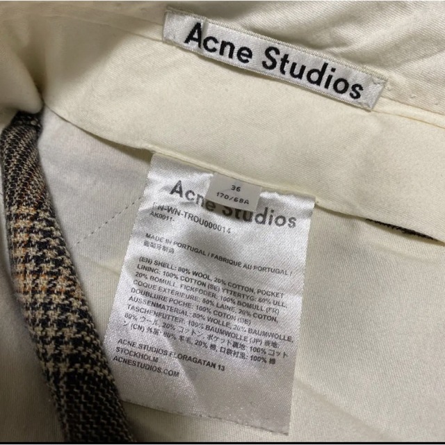 Acne Studios(アクネストゥディオズ)のAcne Studios アクネストゥディオズ  チェックタックパンツ レディースのパンツ(カジュアルパンツ)の商品写真