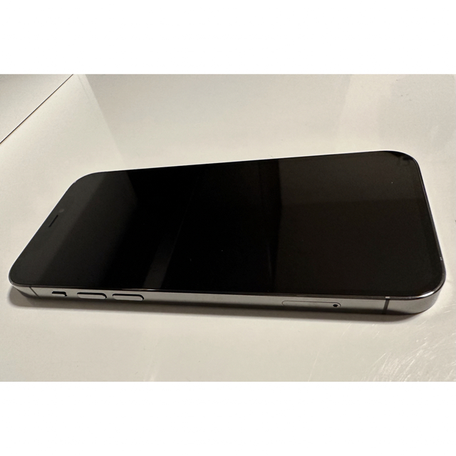 Apple(アップル)のkayo様専用　iPhone12pro 128G グラファイト スマホ/家電/カメラのスマートフォン/携帯電話(スマートフォン本体)の商品写真