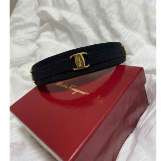 サルヴァトーレフェラガモ(Salvatore Ferragamo)のKSあひる様専用　サルヴァトーレフェラガモ　カチューシャ　ブラック　ヴァラ(カチューシャ)