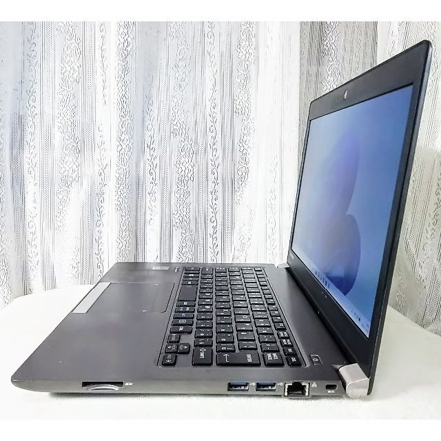 東芝(トウシバ)の最新OS Windows11搭載 dynabook R63/P スマホ/家電/カメラのPC/タブレット(ノートPC)の商品写真