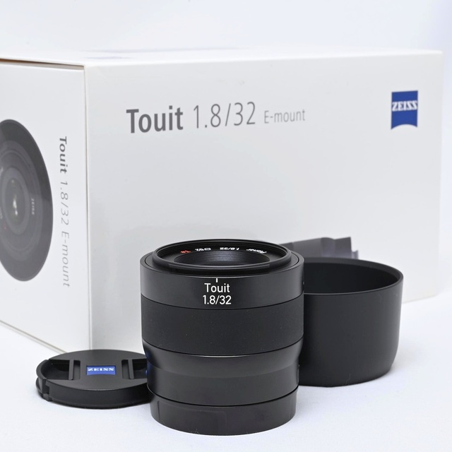 Carl Zeiss Touit 1.8 32 E-mount