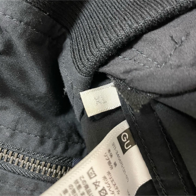 GU(ジーユー)のGU コットンリラックスフィットMA-1ブルゾン メンズのジャケット/アウター(ミリタリージャケット)の商品写真