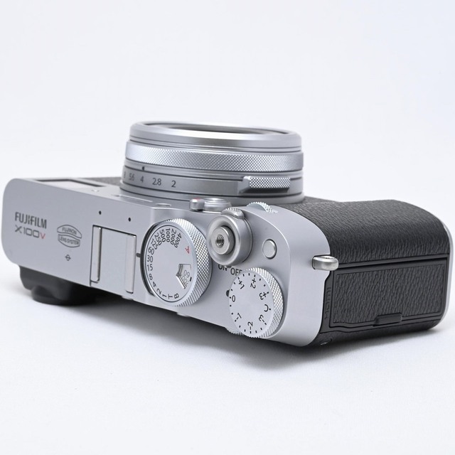 【美品】FUJIFILM X100V シルバー　本体