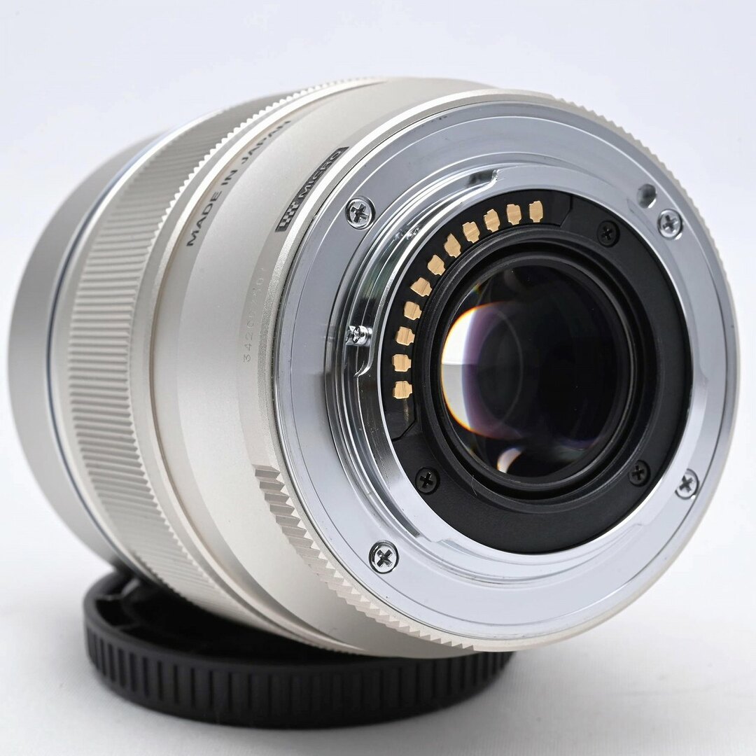 OLYMPUS(オリンパス)のOLYMPUS M.ZUIKO DIGITAL ED 75mm F1.8 スマホ/家電/カメラのカメラ(レンズ(単焦点))の商品写真