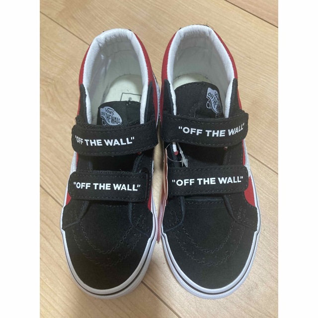 VANS(ヴァンズ)のVANS スニーカー　ハイカット　キッズ　18.5 キッズ/ベビー/マタニティのキッズ靴/シューズ(15cm~)(スニーカー)の商品写真