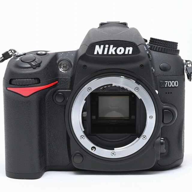 Nikon Nikon D7000 ボディの通販 by Flagship Camera. （フラッグシップカメラ.）ラクマ店｜ニコンならラクマ