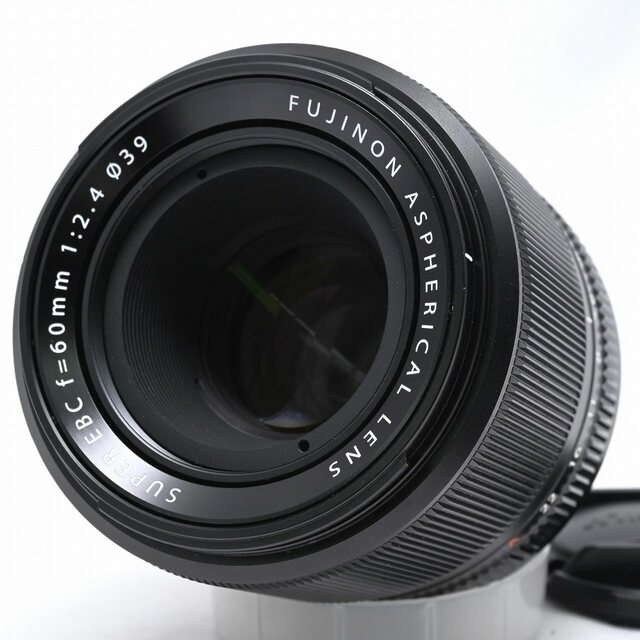 富士フイルム(フジフイルム)のFUJIFILM XF60mm F2.4 R MACRO スマホ/家電/カメラのカメラ(レンズ(単焦点))の商品写真