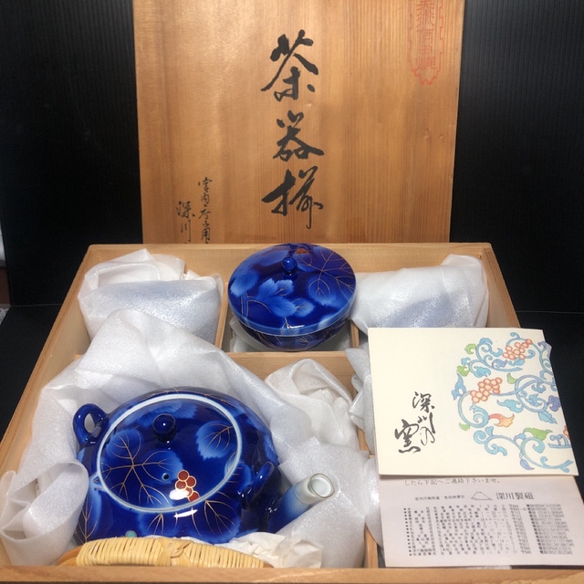 新品箱有☆深川製磁  瑠璃葡萄 金彩 急須 蓋付湯呑み 茶器 セットキッチン/食器