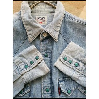 Levi's - LEVI'S®リーバイスターコイズボタンデニムシャツの通販 by ...