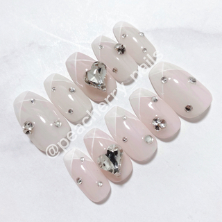 ネイルチップ フレンチネイル 韓国 ワンホン 量産型 ガーリー ハート コスメ/美容のネイル(つけ爪/ネイルチップ)の商品写真