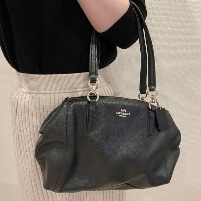 COACH(コーチ)のCOACH バッグ 黒 レディースのバッグ(その他)の商品写真