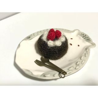 ニットで作った 誕生日ケーキ　クリスマスケーキ🎂チョコレート(その他)
