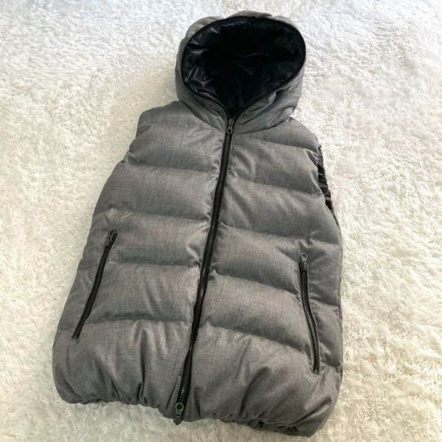 大人気高品質 美品 デュベティカ ダウンベスト FEBEDUE DUVETICA 3JPjY