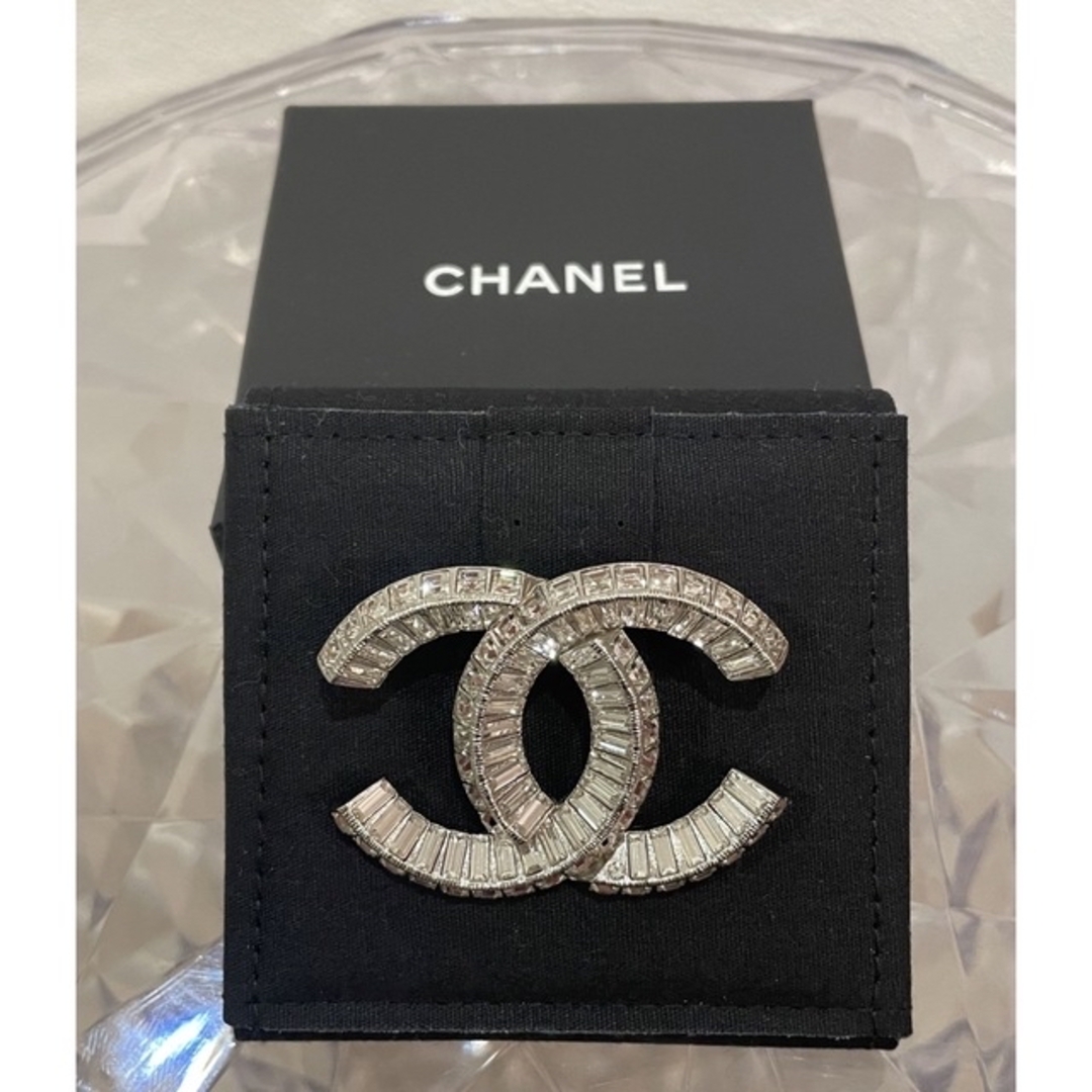 CHANEL シャネル ブローチ