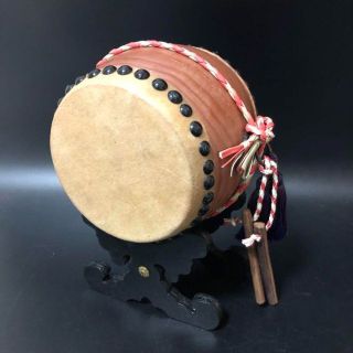 飾り太鼓 和太鼓 置物 インテリア 木製 精巧 和楽器 台座付き