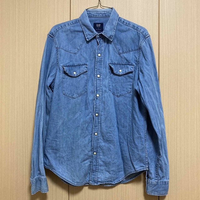 GAP(ギャップ)のGAP デニムシャツ メンズのトップス(シャツ)の商品写真