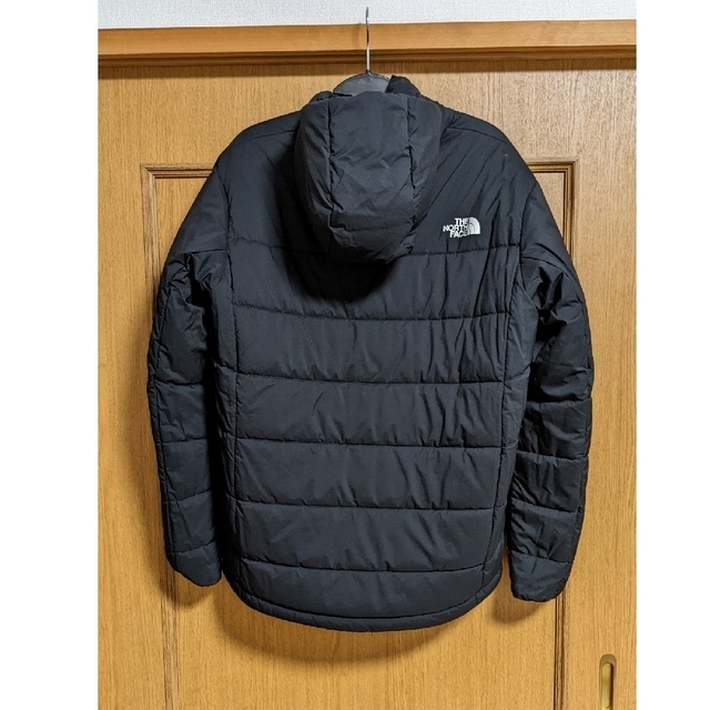 THE NORTH FACE(ザノースフェイス)の【かつ様専用】メンズ THE NORTH FACE リバーシブルジャケット メンズのジャケット/アウター(ナイロンジャケット)の商品写真