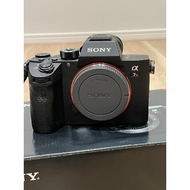 SONY(ソニー)のSONY α7RⅢ ボディ スマホ/家電/カメラのカメラ(ミラーレス一眼)の商品写真